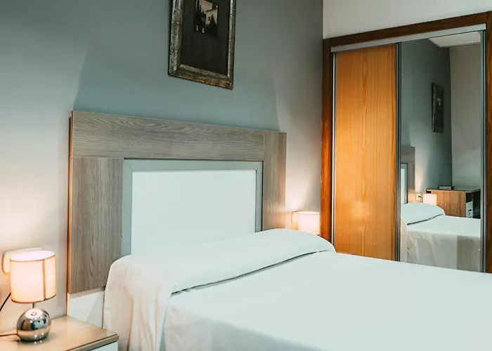 Hostal Mont RoyalHostal